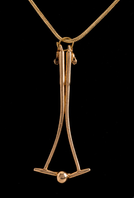 new-offerings-and-last-minute-gifts-chisholm-gallery-holiday-gift-guide-2016-2017 2 polomagazine.jpg