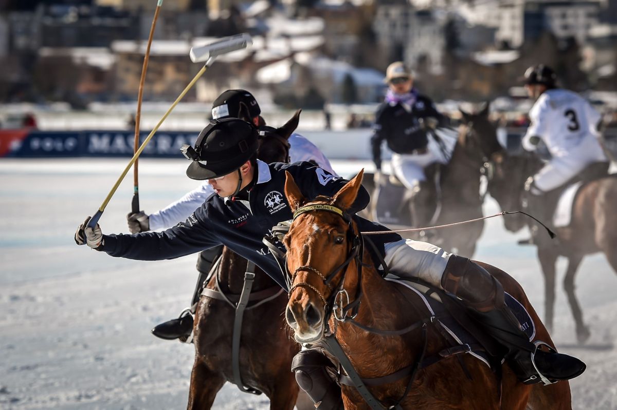 695440407TP083 Maserati Pol